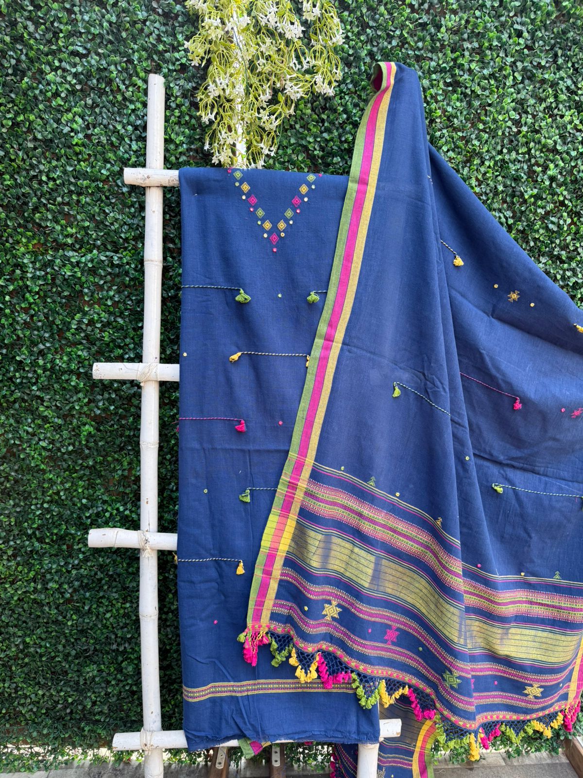 Blue-Tassel Work Bhujodi Kala Handwoven Cotton Set